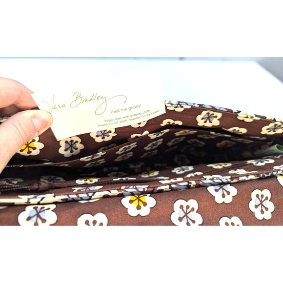 Vera Bradley Knot Just a Clutch in Slate Blooms NWOT - Picture 9 of 9